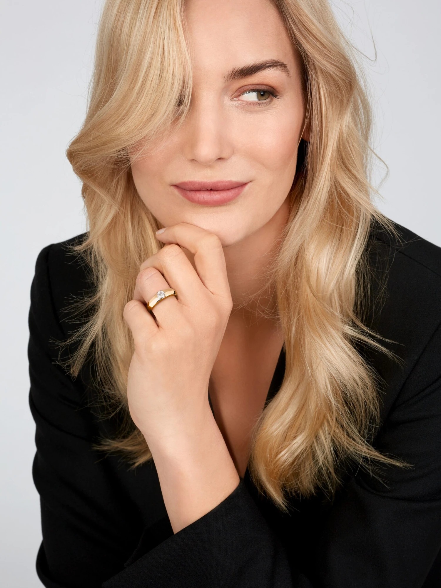 One Viva Ring - Image 3